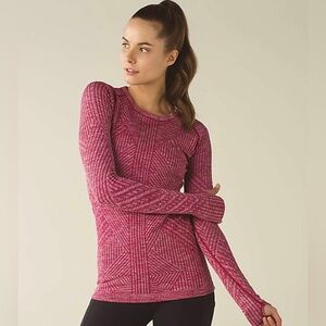Like New - Lululemon - Restless Pullover in Heathered Berry Rumble - Size 8